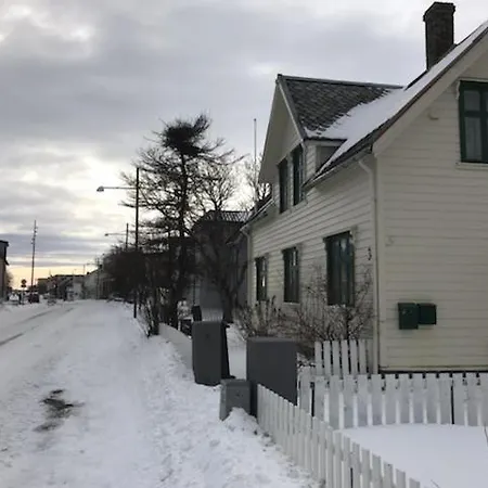 Privat overnatting Nordlys Andenes